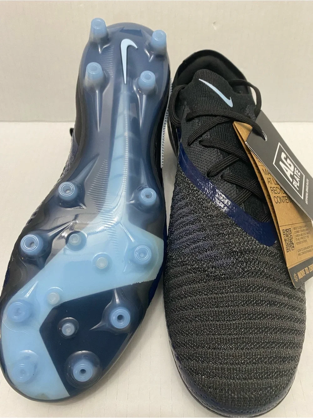 Men Nike Phantom 6 low elite AG shadow pack with carry bag. Brand new